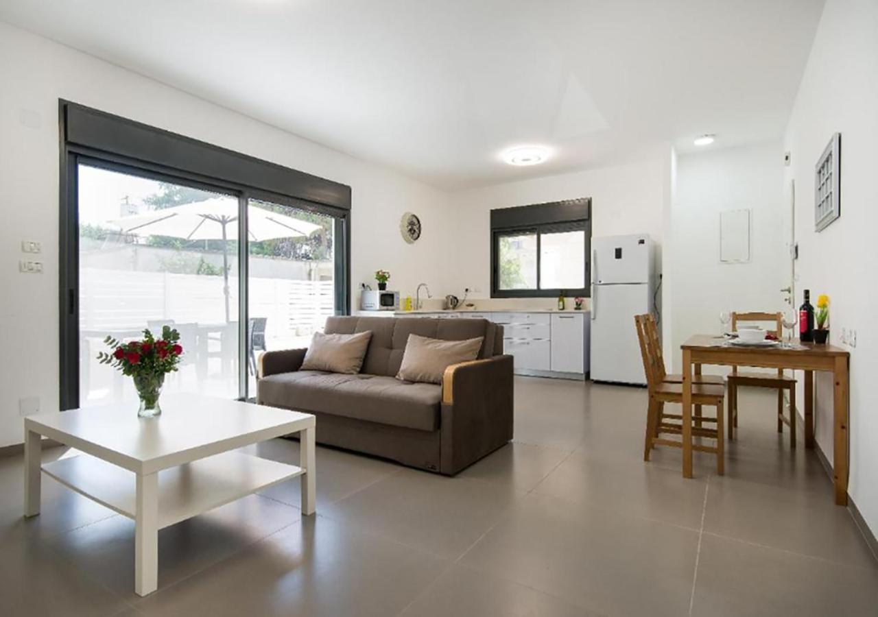 Balfour Sea View City Center Nahariya Ngoại thất bức ảnh