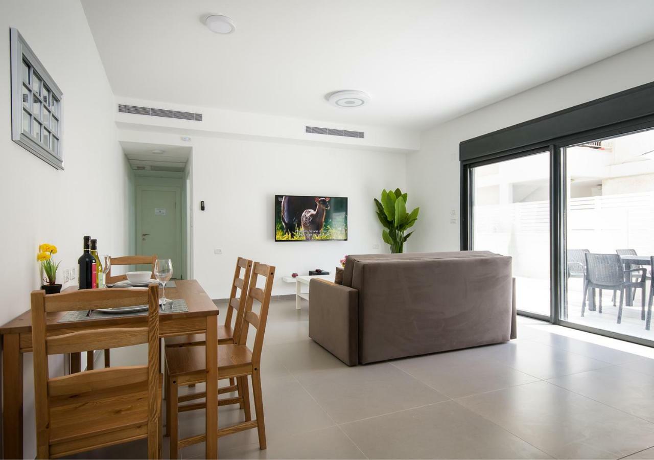 Balfour Sea View City Center Nahariya Ngoại thất bức ảnh