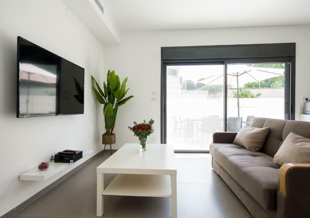 Balfour Sea View City Center Nahariya Ngoại thất bức ảnh