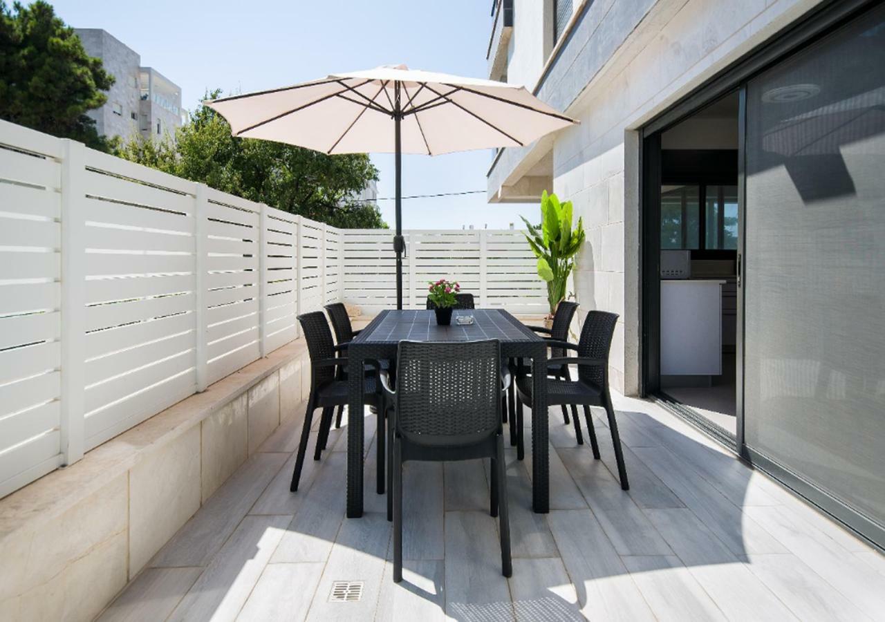 Balfour Sea View City Center Nahariya Ngoại thất bức ảnh