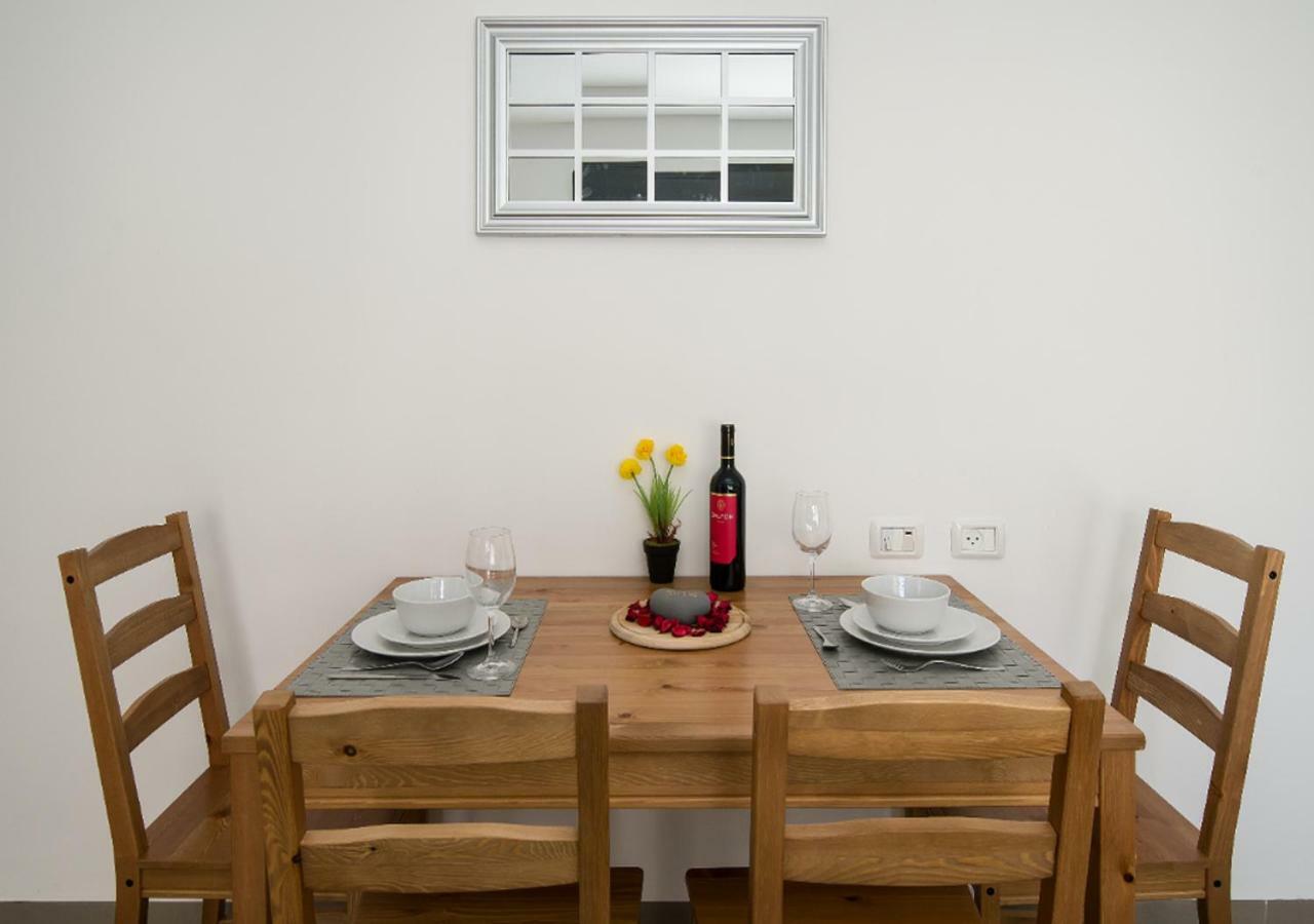 Balfour Sea View City Center Apartment Nahariya Ngoại thất bức ảnh