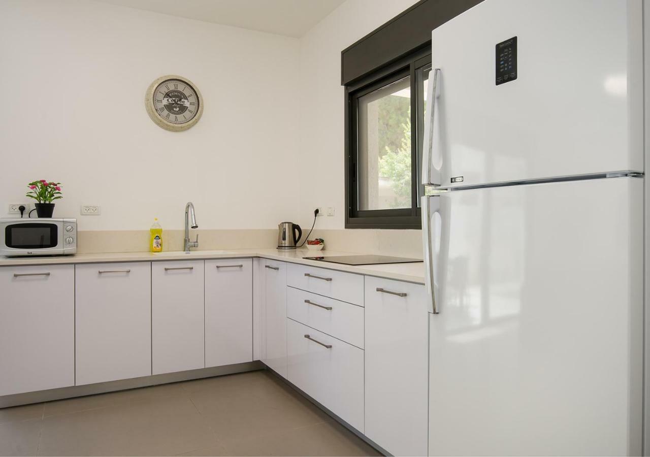 Balfour Sea View City Center Nahariya Ngoại thất bức ảnh
