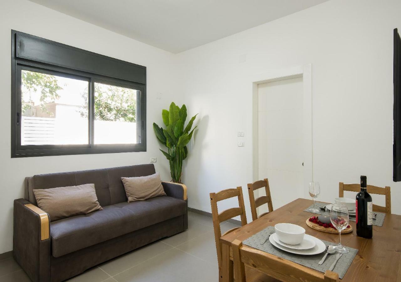 Balfour Sea View City Center Apartment Nahariya Ngoại thất bức ảnh